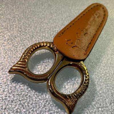 INTRICATE SMALL SCISSORS OWL DESIGN w/CASE