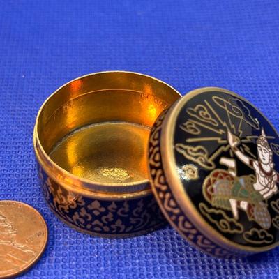 DETAILED BRONZE CLOISONNE PILLBOX THAILAND