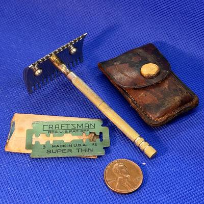ANTIQUE TRAVEL SHAVING RAZOR w/ LEATHER CASE