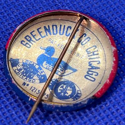 VINTAGE UNION PIN BACK 