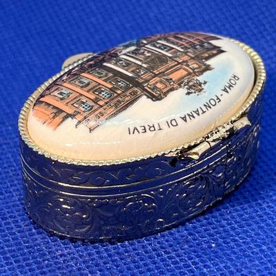 PILL BOX SOUVENIR TREVI FOUNTAIN ROME ITALY