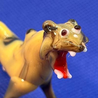 ARTISAN BLOWN GLASS TIGER