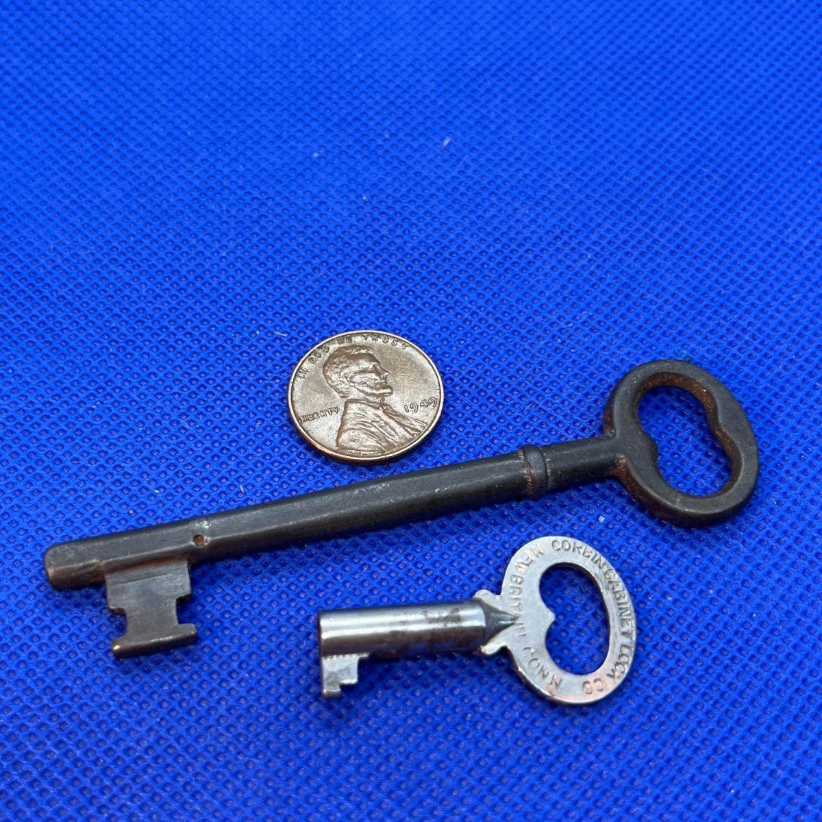 ANTIQUE KEYS X 2 EstateSales