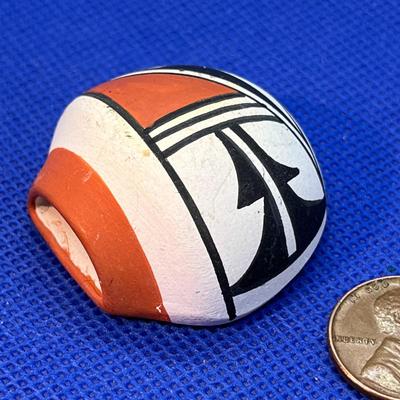 BEAUTIFUL MINIATURE SOUTHWEST STYLE POTTERY