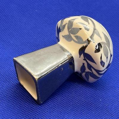SMALL VINTAGE BUD VASE MYOTT ENGLAND