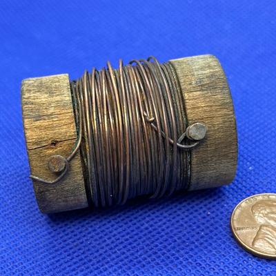 ANTIQUE WOOD WIRE SPOOL