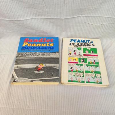 HARDBACK PEANUTS COMIC BOOKS BUNDLE