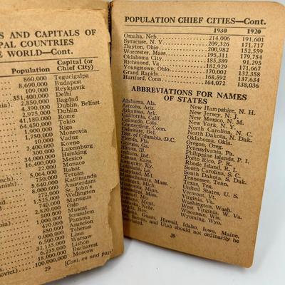 1938 Whitmanâ€™s Answer Book