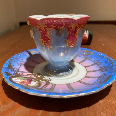 Vintage made in occupied Japan demitasse teacups with saucers and little boy