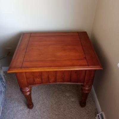 WOODEN ONE DRAWER SIDE TABLE