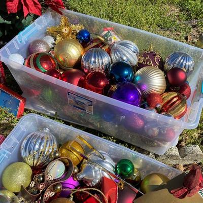 Huge Christmas lot