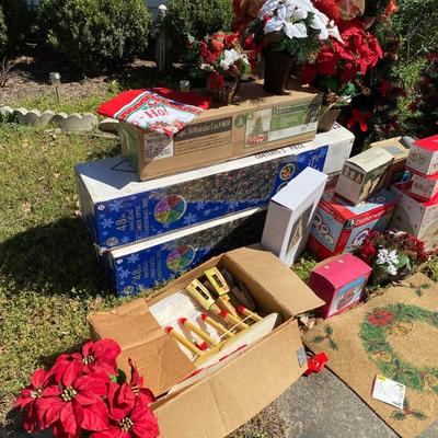 Huge Christmas lot