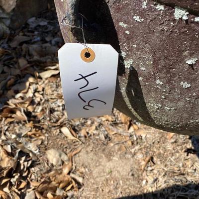 Tripod-Cast iron wash pot lot