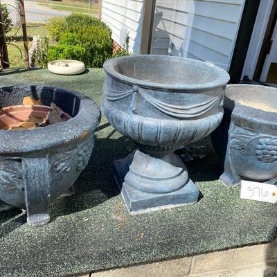 Concrete planter lot