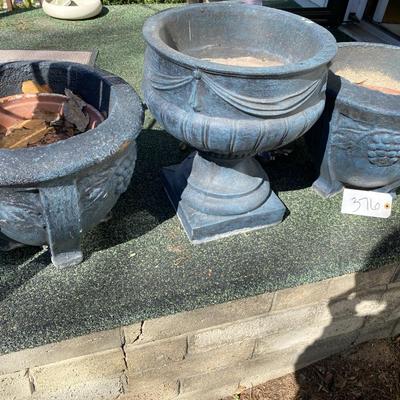 Concrete planter lot