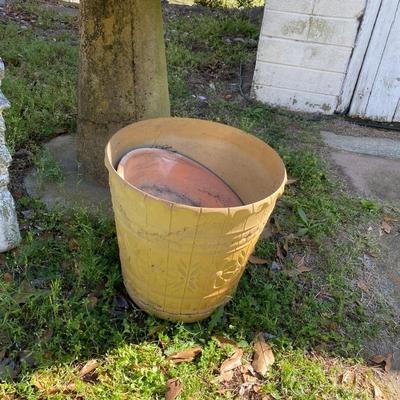 Outdoor lot