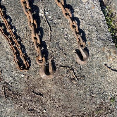 Tow chain lot