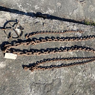 Tow chain lot