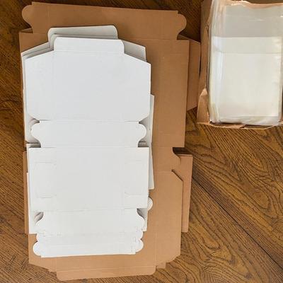Cake decorating lot, includes vintage toppers!
