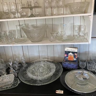 Crystal serving lot
