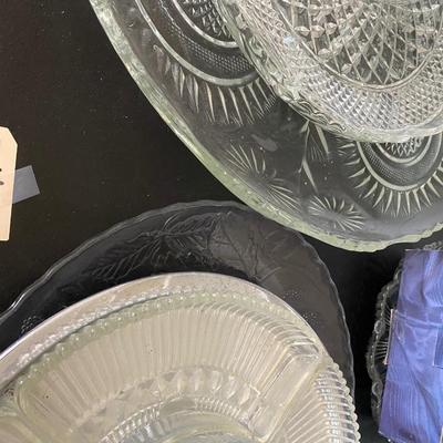 Crystal serving lot