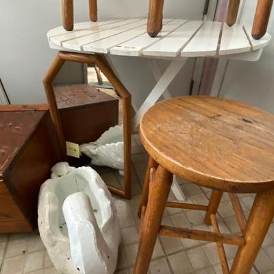 Bar stools, table lot bar stools, table folds, concrete planter tater bin as pictured