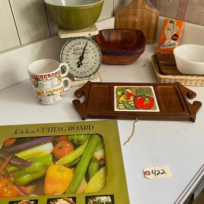 Vintage kitchne items lot