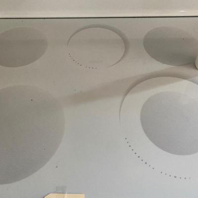 Frigidaire Gallery white stove