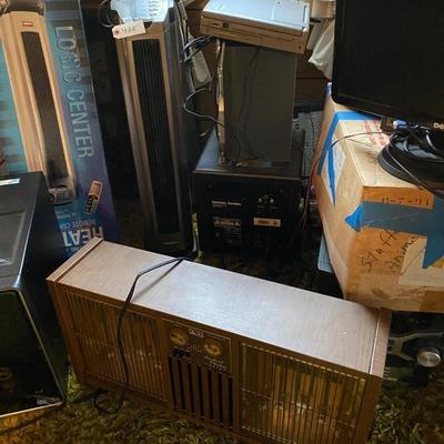 Electronics lot