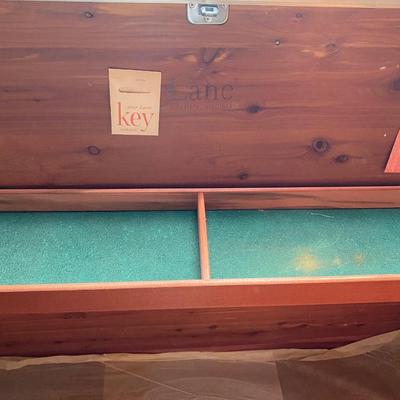 Lane cedar chest