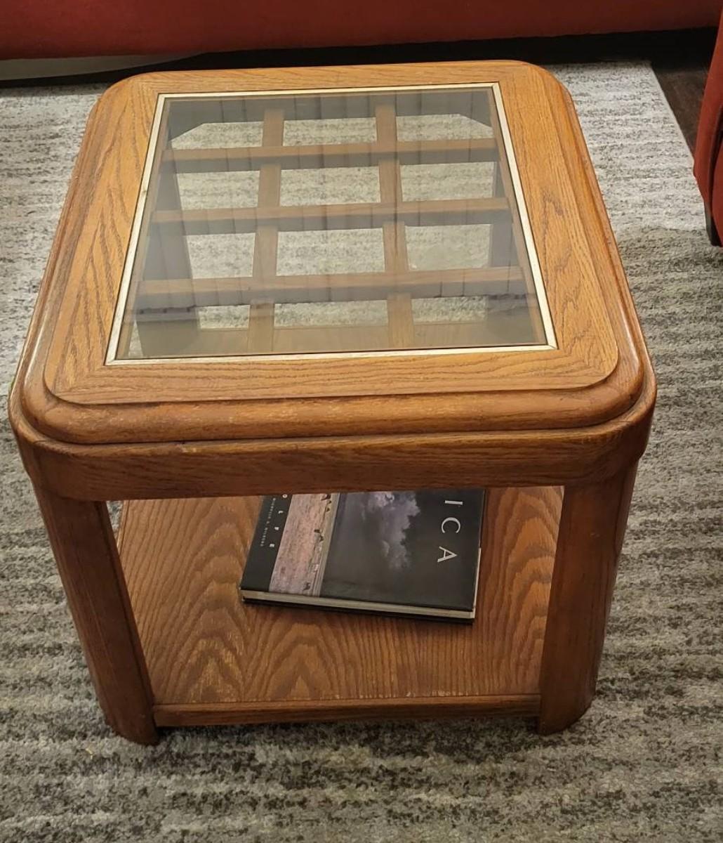 Oak and glass Coffee Table
