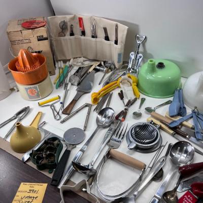 Vintage Juicer equipment  kitchen utensils
