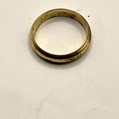 1673 14k Yellow Gold Beaded Edge Wedding Band Size 9