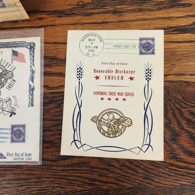 4 PC - 1ST DAY ISSUE STAMPS - HONORABLE DISCHARGE ARMED FORCES COLLECTION
