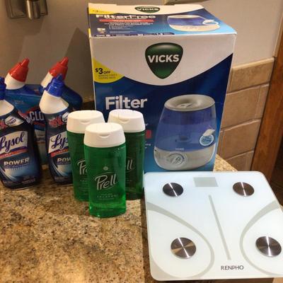 1624 Bathroom Supply Lot