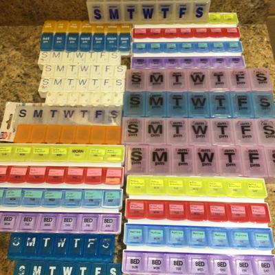 1622 Large Lot of Organizing Cases