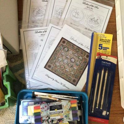 1594 Quilterâ€™s Supply Lot & Susan Garmen Quilt of the Month Patterns