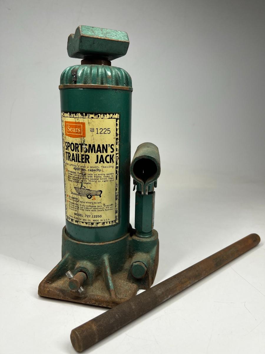 Vintage Green Sportsman's Trailer Jack Sears Bottle Jack
