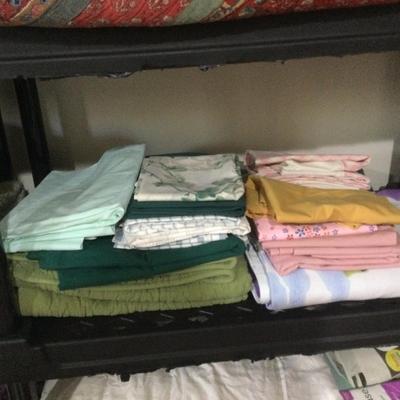 1015 Assorted Bed Linen Lot