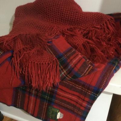 1018 Vintage Red Tartan Archie Brown & Son Bermuda Blanket & Shawl