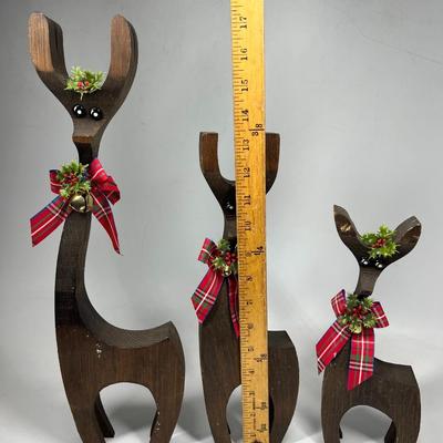 Vintage Three Piece Midcentury Wood Cut Out Christmas Holiday Reindeer Figurines