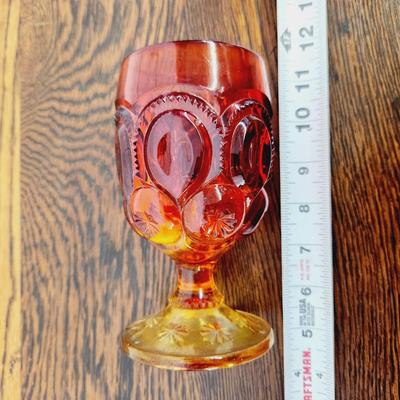 VINTAGE AMBERINA SMITH MOON WINE GLASS