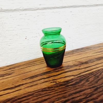 VINTAGE EMERALD GREEN W/ GOLD STRIPE GLASS VASE