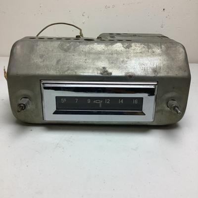 202 1955-56 Chevy BelAir AM Radio 12V with Matching Dash Trim