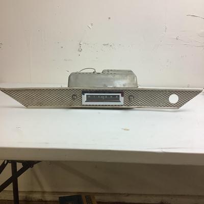 202 1955-56 Chevy BelAir AM Radio 12V with Matching Dash Trim