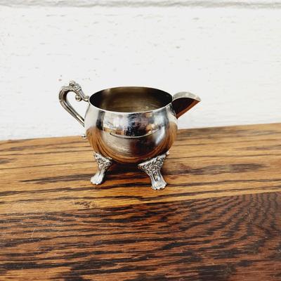 VINTAGE STAINLESS STEEL CREAMER