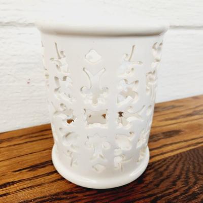 ABSOLUTELY FANTASTIC WHITE PILLAR CANDLE HOLDER