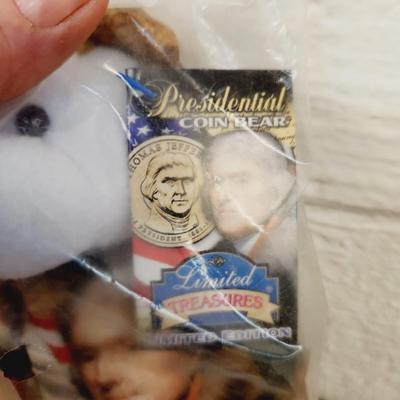 NEW PRESIDENTIAL COIN BEAR