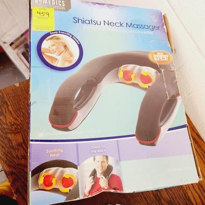 HOMEDICS SHIATSU NECK MASSAGER W/ BOX