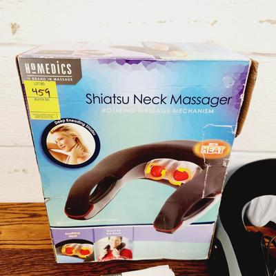 HOMEDICS SHIATSU NECK MASSAGER W/ BOX